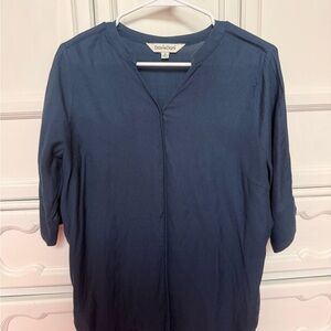 DAVI & DANI Navy V-Neck Tunic Top